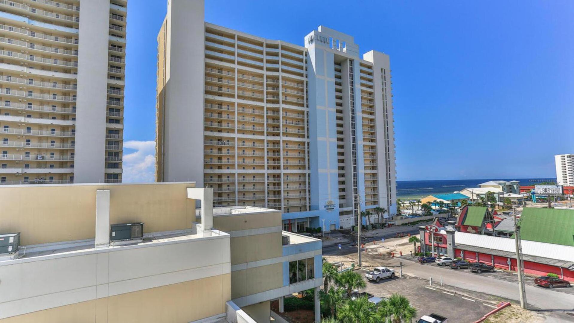 Beachfront-majestic 1513 Apartment *